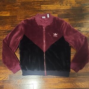 Adidas CLRDO Fleece Sherpa Burgundy and Black Jacket Zip Up